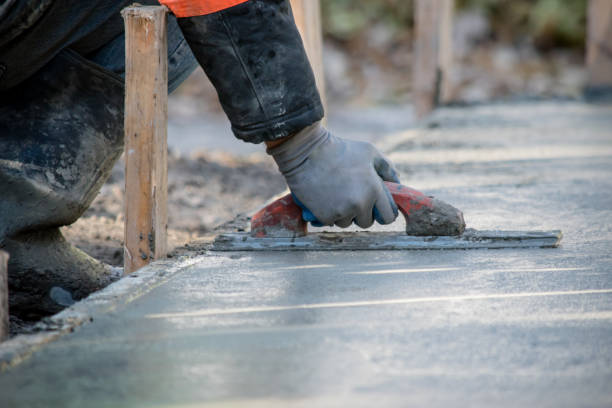 Best Commercial Concrete Contractor  in Springdale, PA